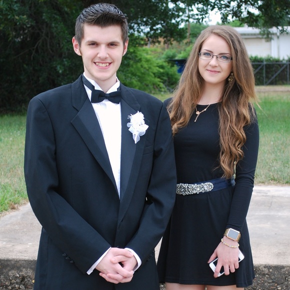 Meet your posher - Kathleen - Picture 9 of 13